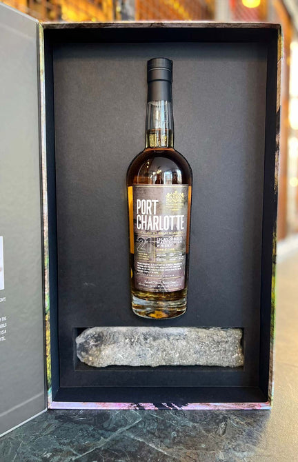 Port Charlotte 2001  - Collector's Edition only 10 bottles available in this collection